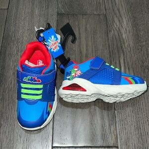 NWT PJ masks light up Velcro sneakers